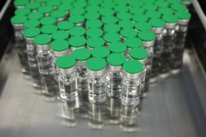 Production de vaccin (H1N1). Sanofi Pasteur, site de Val de Reuil. 19 octobre 2009